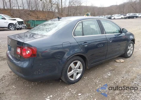 2009 Volkswagen Jetta Se/Sel from USA, damaged, VIN 3VWRZ71KX9M022259